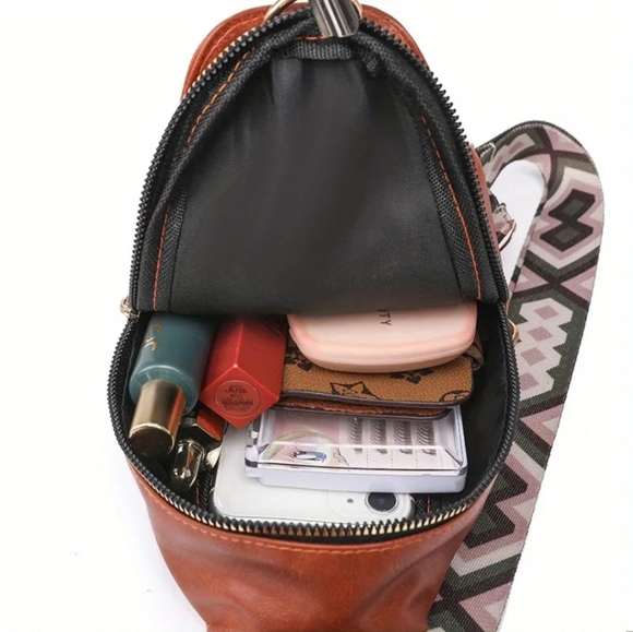 Vibrant Vintage Sling Bag - Picture 7 of 8